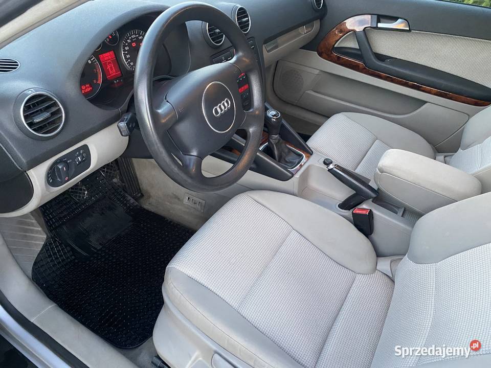 Piękne Audi A3 16 BG srebrny Radom
