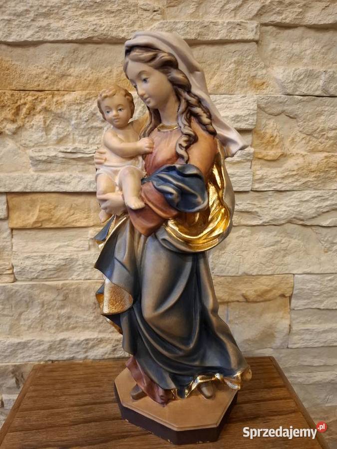 Rzeźba z drewna malowana Matka Boża z Lubień