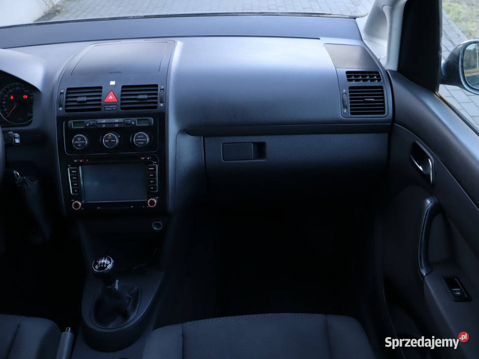 VW Touran 19 TDI klimatyzacja
