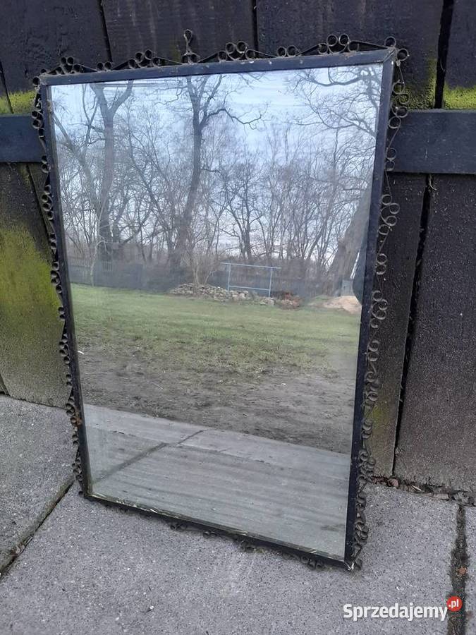 Stare lustro z metalową ramą Zgierz