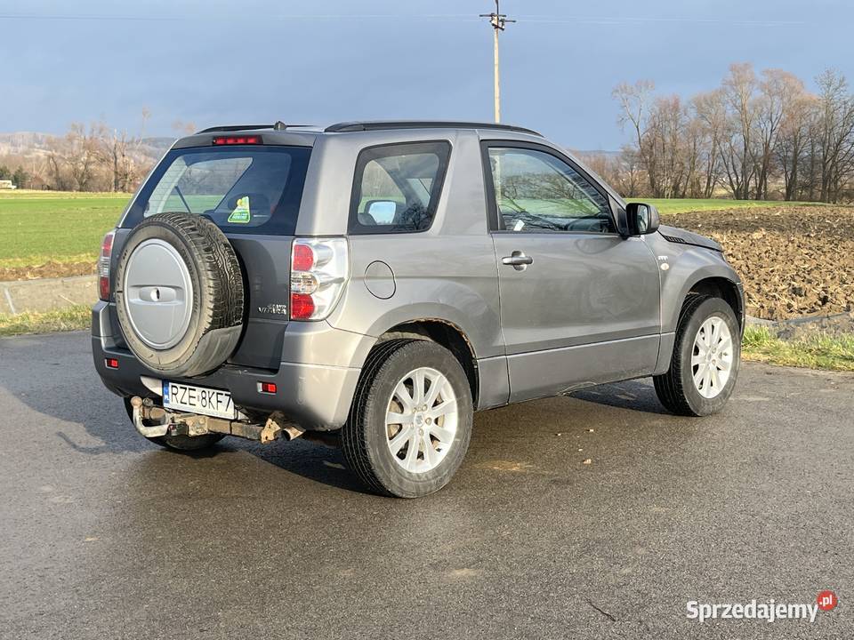 Suzuki Grand Vitara II 19 ddis hak krótka 4x4 nieuszkodzony Dynów sprzedam