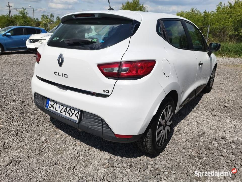 Renault Clio IV 15 DCI klima navi kamera stan ABS