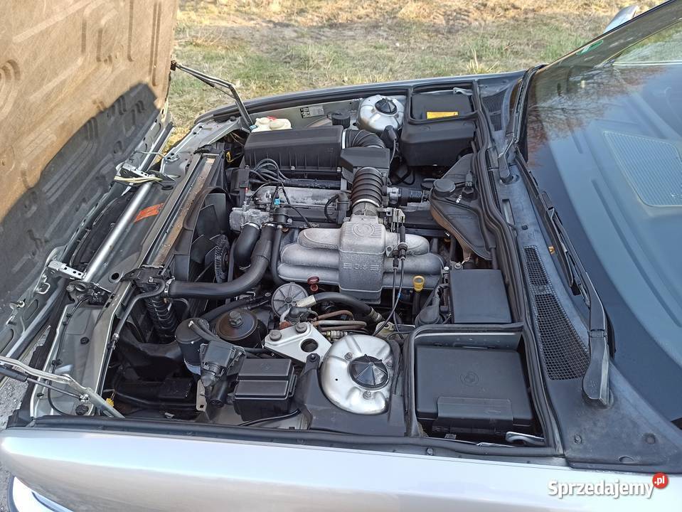 BMW E32 735i 1986r automat oryginalny stan Gorzów Wielkopolski sprzedam
