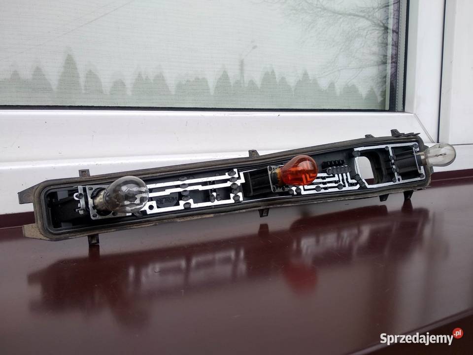 Ford Fiesta MK5 3d wkład oprawka lampy tył Lampy tylne Sieradz