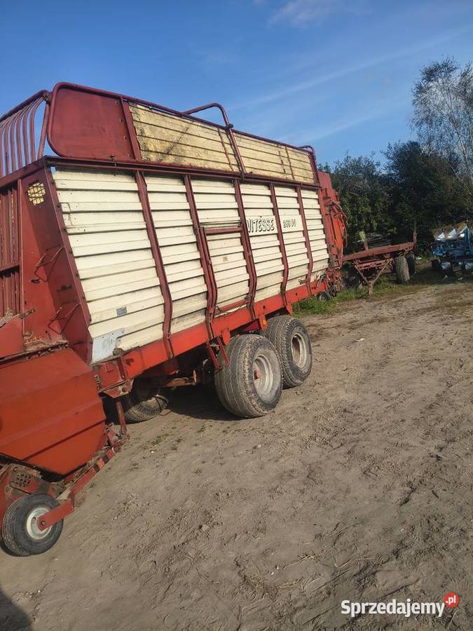 Przyczepa samozbierająca strautmann