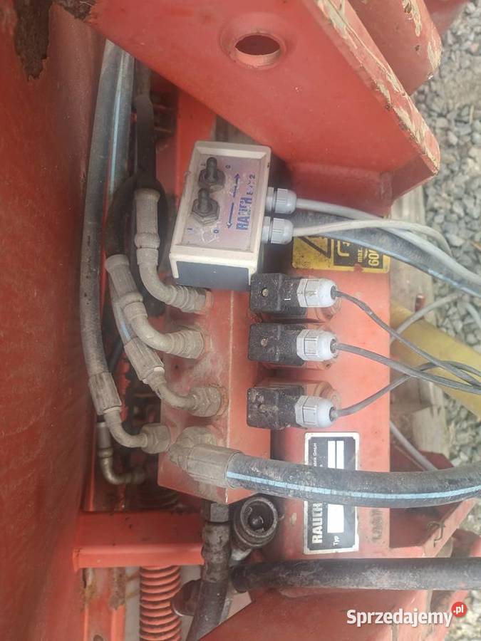 Rozsiewacz beta 1500 Rolnictwo śląskie Wodzisław Śląski