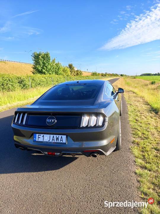 Ford Mustang GT Premium 421KM