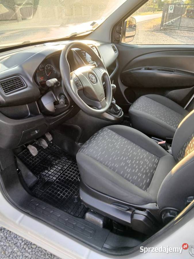 Do sprzedania Opel Combo 13D 2018r podkarpackie Zbydniów