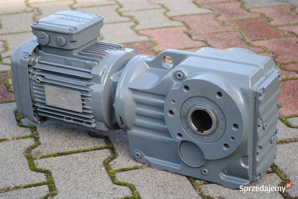 Motoreduktor kątowy 11kw 33obrmin SEW Kargowa sprzedam