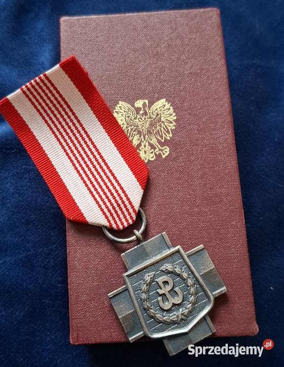 Krzyż Armii Krajowej pudełko Wejherowo sprzedam