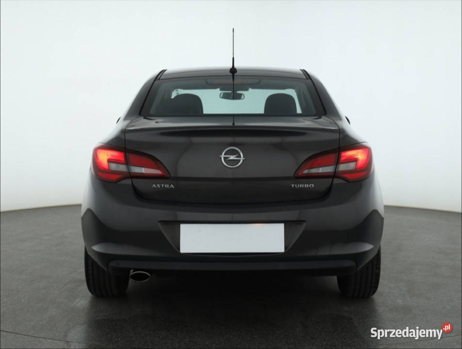 Opel Astra 14 T Piaseczno