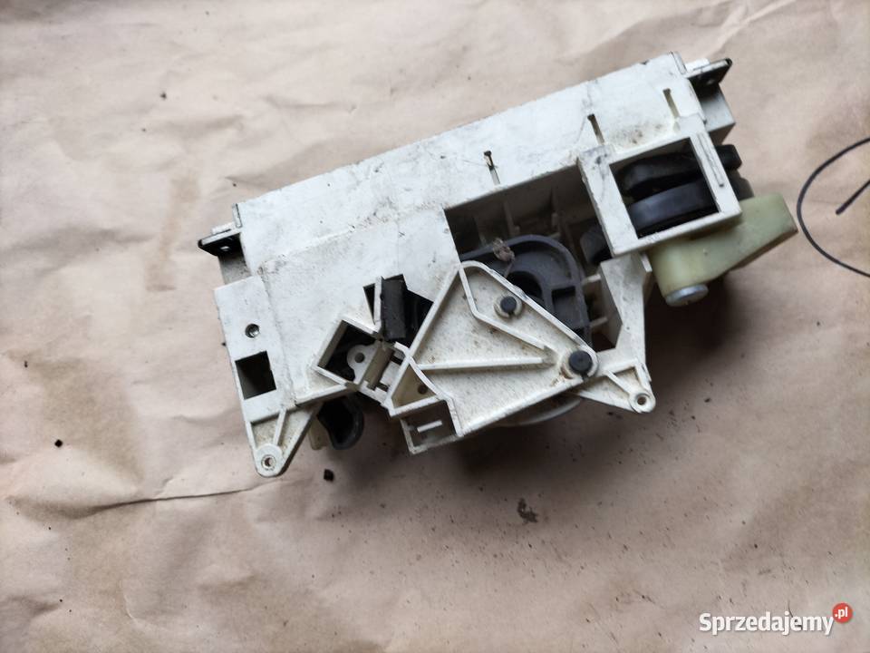 AUDI 80 B3 B4 80B3 80B4 893819045C PANEL NAWIEWU