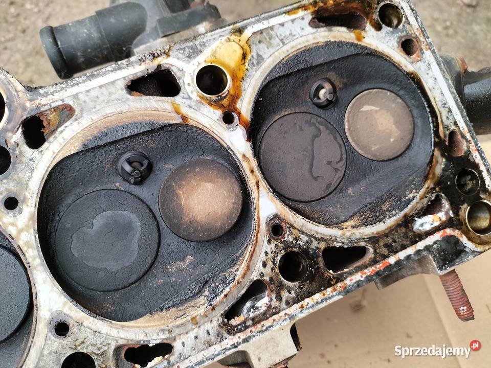 AUDI 80 B4 80B4 20 ABT 048103373A GŁOWICA lubelskie Kamień-Kolonia