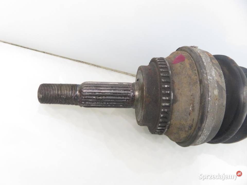 PÓŁOŚ PRAWA PRZEDNIA TOYOTA COROLLA Verso E12 20 małopolskie