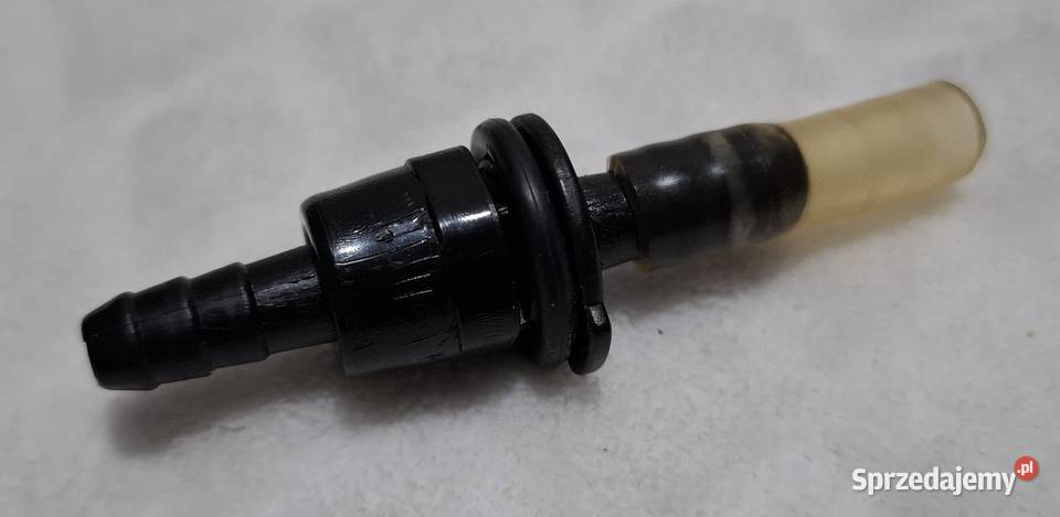 Łącznik wewnętrzny obwodu pompy zestawu