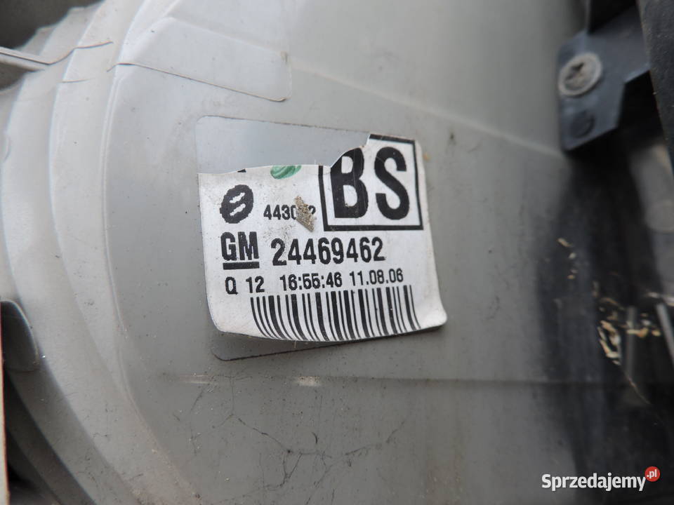 Lampa prawy tył opel vectra C Kombi osobowe Lampy tylne Myszków