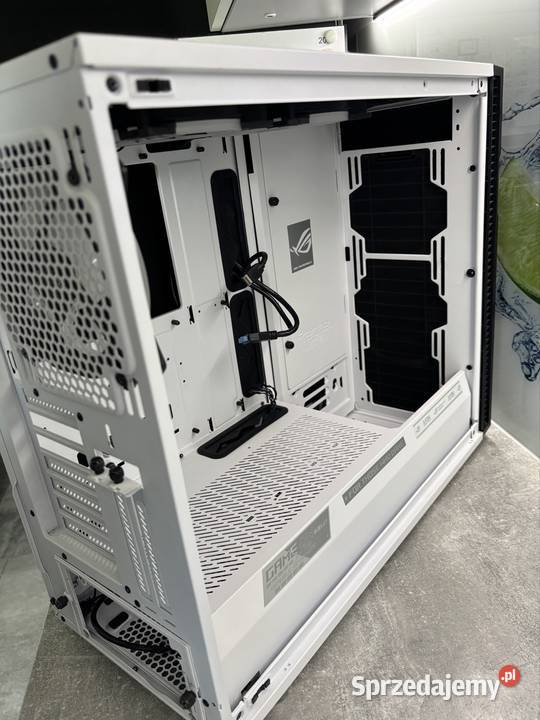 Obudowa biała okno PC Fractal Design łódzkie Gomunice