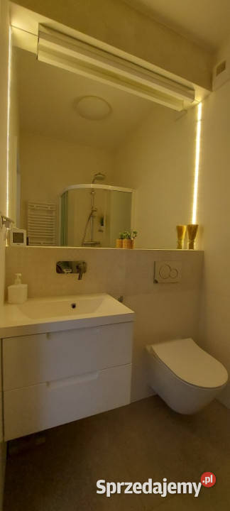 Centrum Międzylesia 4 pokoje 86 m SKM winda Warszawa