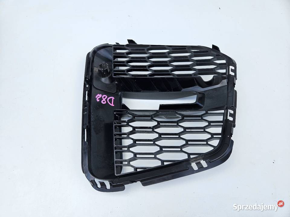 BMW X1 F48 MPAKIET KRATKA PRAWA ZDERZAKA PRZÓD wielkopolskie Międzychód