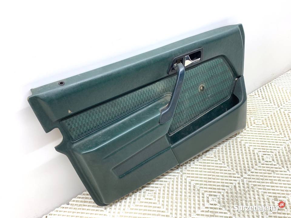 BOCZEK DRZWI LEWY PRZÓD MERCEDES W201