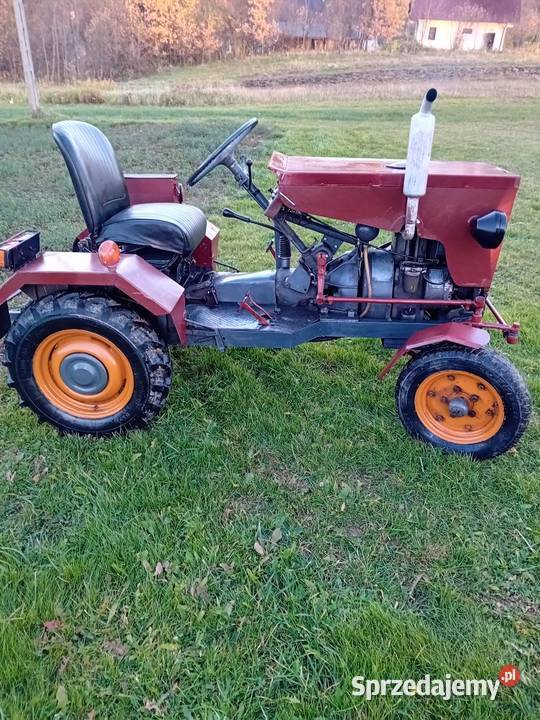 Traktor ciągnik sam Ciągniki podkarpackie Wielopole Skrzyńskie