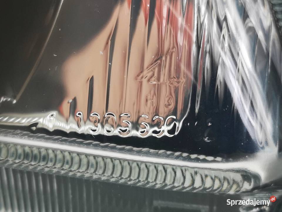 LAMPA PRAWY PRZÓD FORD FIESTA 9502 NOWA BOSCH lubelskie sprzedam