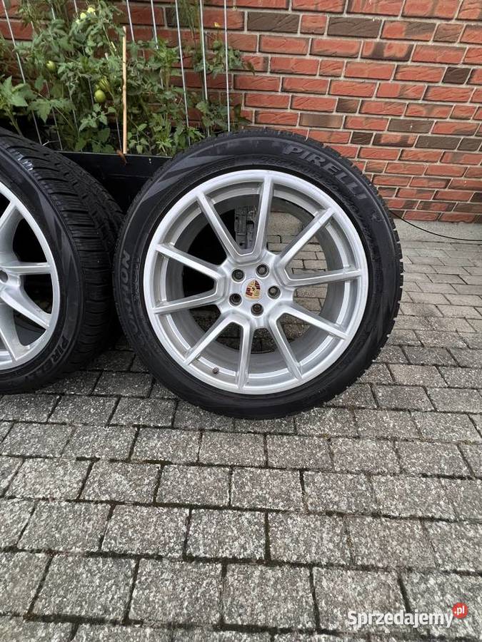 Porsche Macan turbo komplet felg 20 z dwoma Goleniów