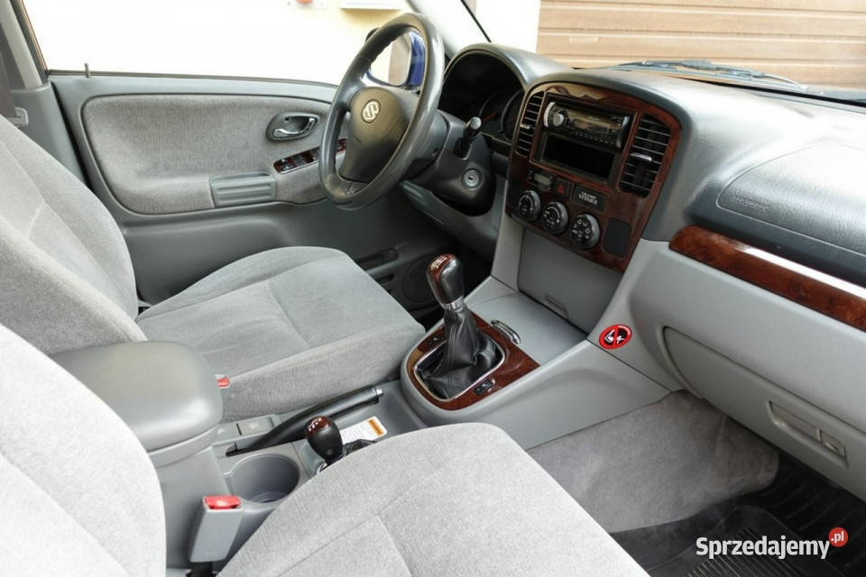 Suzuki Grand Vitara 4x4 7 osobowy Bogate wielofunkcyjna kierownica Grand Vitara sprzedam