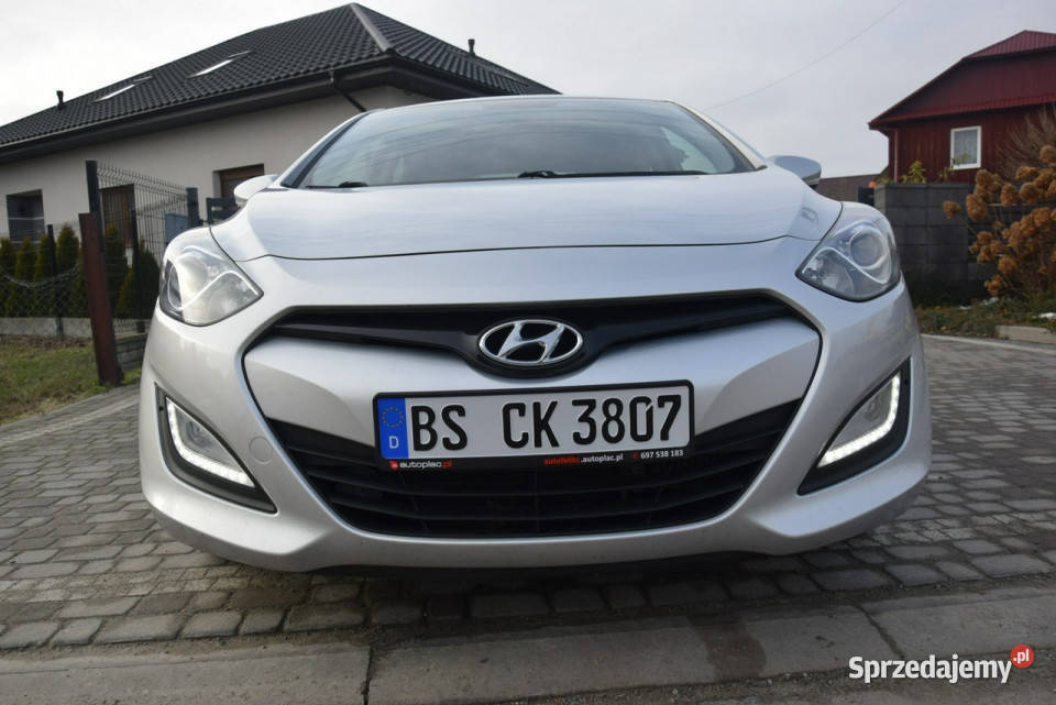 Hyundai i30 16D Navi Kamera 2 KPL KÓŁ 4/5 podkarpackie