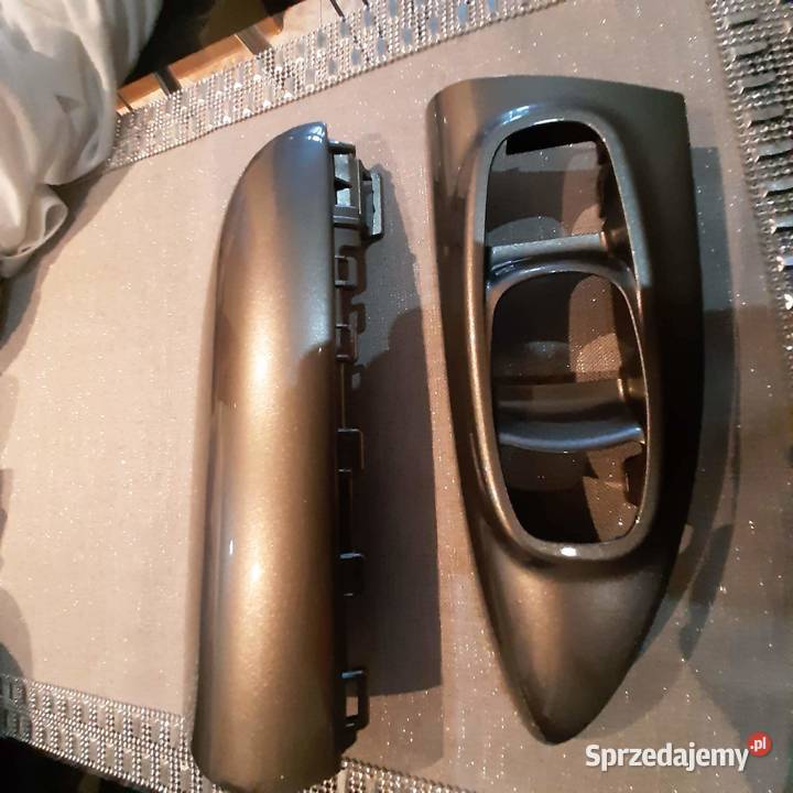 Tunel środkowy nisan Juke Świątniki Górne