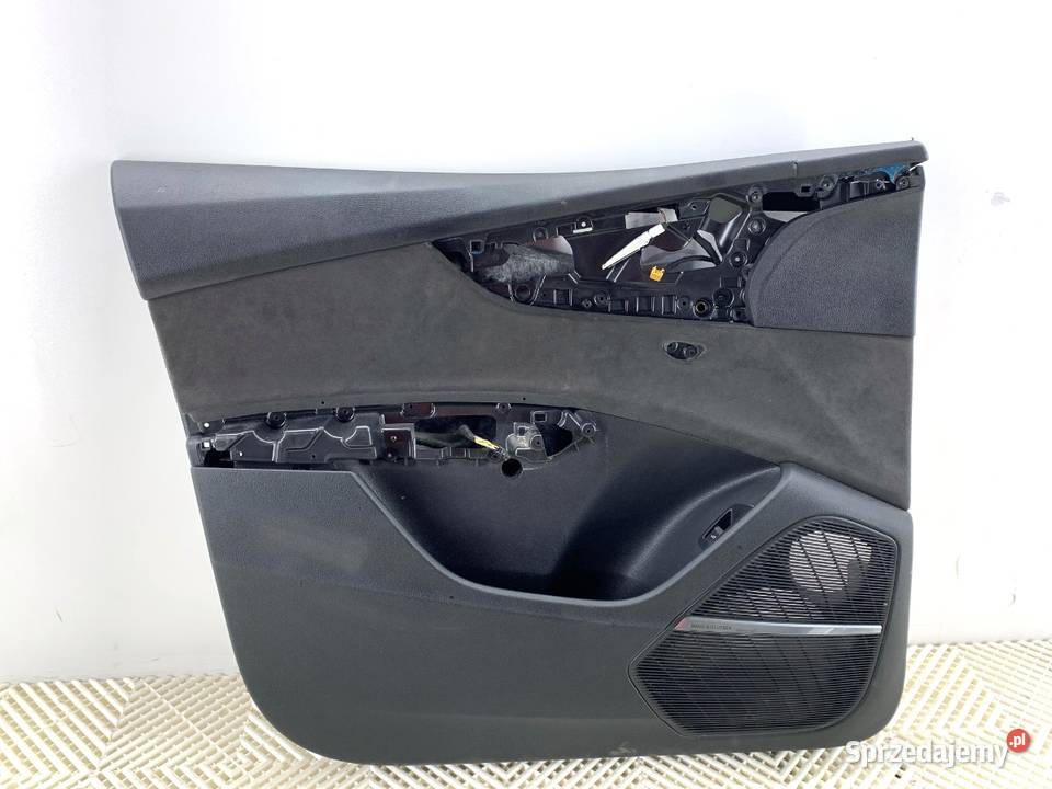 BOCZEK DRZWI LEWY PRZÓD AUDI Q8 SUV TAPICERKA