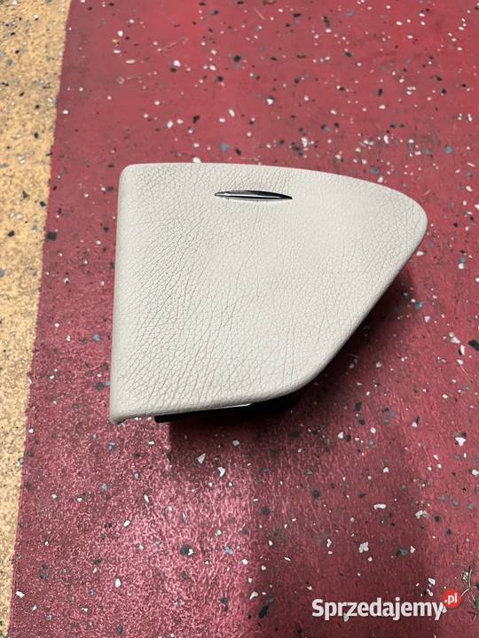 Popielniczka prawy tył Mercedes W211 beżowa sprzedam