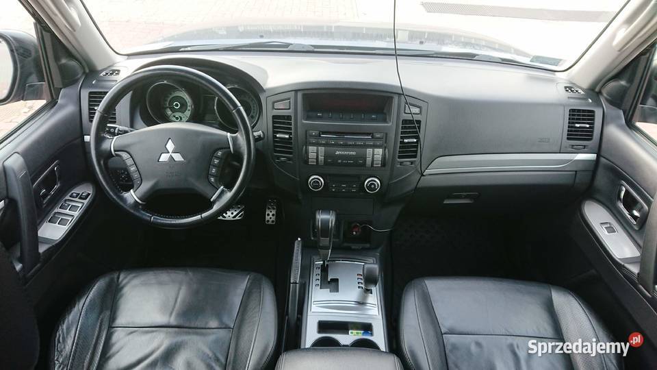 Mitsubishi Pajero IV 38 V6 MIVEC w perfekcyjnym Kraków