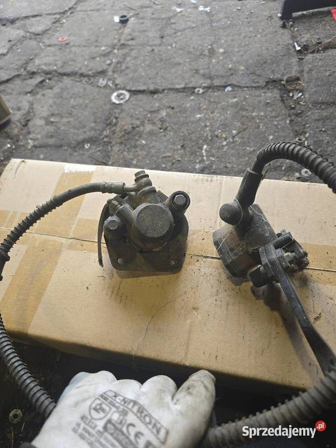 Pompa zacisk romet z 125 Zaciski