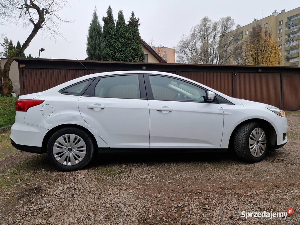 Ford Focus Mk3 16 TiVCT Trend salon bezwypadkowy kupiony w polskim salonie małopolskie Kraków