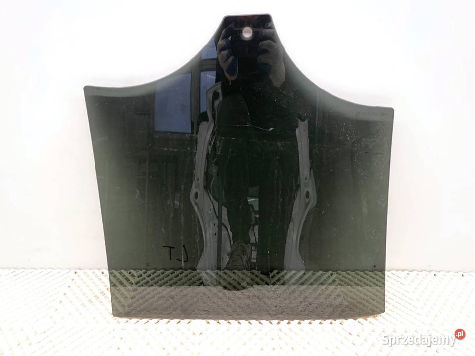 SZYBA LEWY TYŁ MERCEDES GLE SUV A1677353300