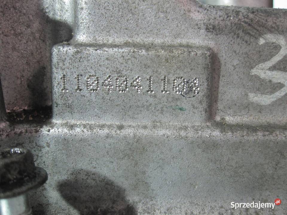 NISSAN MICRA 12 12V HR12DR 98 pokrywa zaworów osobowe Pozostałe