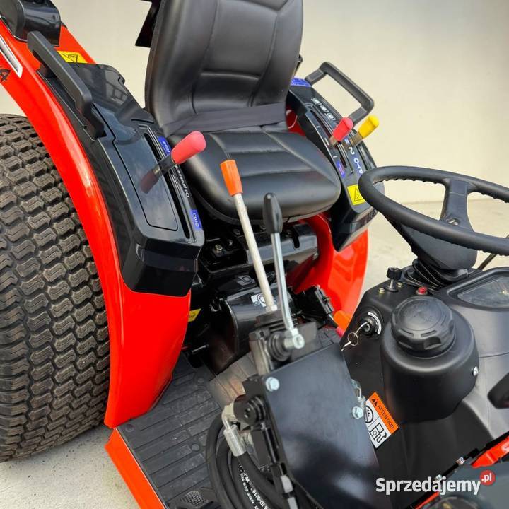 Hinomoto HM3025 25hp 4x4SPECIAL edition TURF Biskupice sprzedam