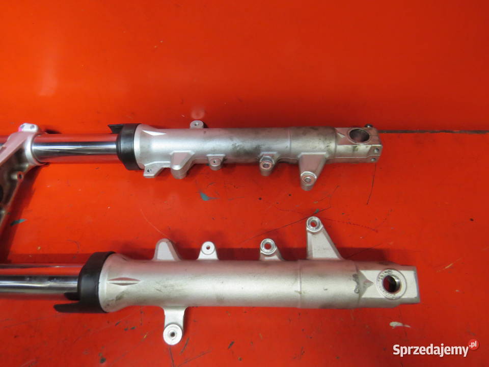 SUZUKI GSR 600 GSR600 K10 09 lagi przód półka Amortyzatory Amortyzatory Warszawa