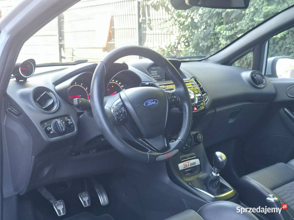 Ford Fiesta 16 Benzyna Serwisowany Gwarancja Piekoszów sprzedam