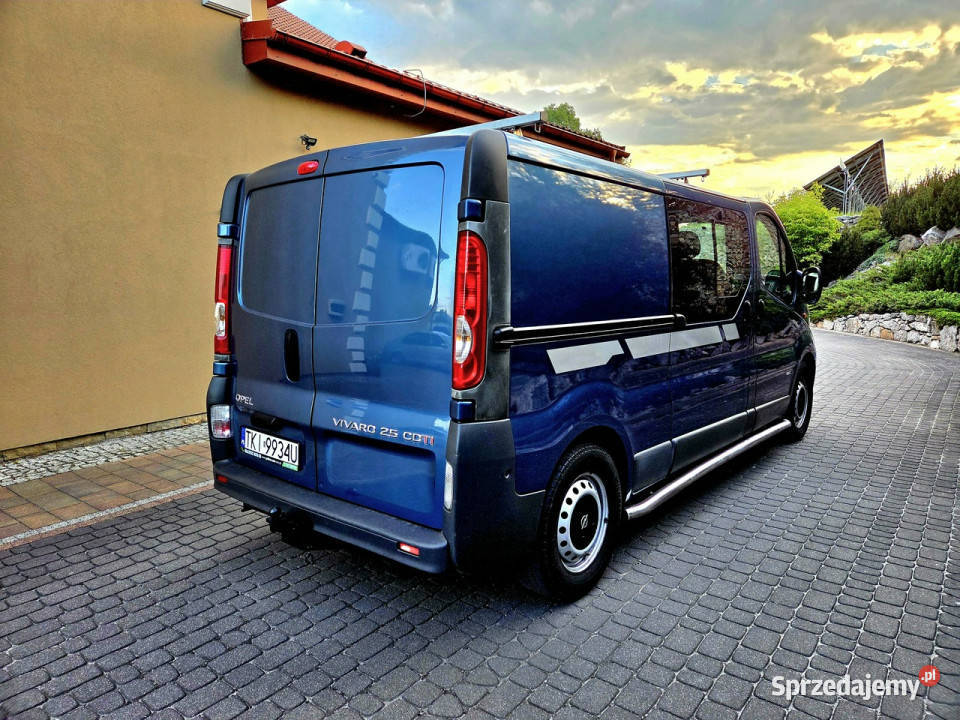 Opel Vivaro 25 CDTi 150 KMLift Brygadówka Long 6 wielofunkcyjna kierownica Opel Zagnańsk