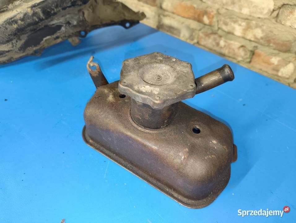 Dekiel zaworów pokrywa fiat 126p maluch Warszawa