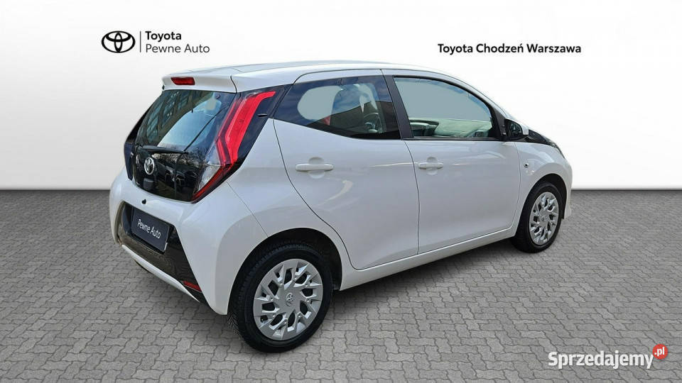 Toyota Aygo 10 VVTi 72 XPLAY TECH salon Polska
