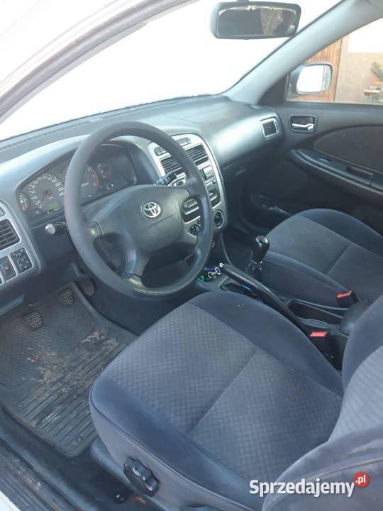 Avensis 16 vvti 2002 manualna bez gazu Warszawa