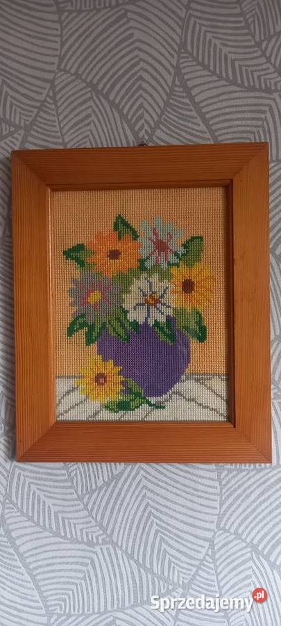 Obraz wyszywanka kwiaty w wazonie rękodzieło mazowieckie Małkinia Górna