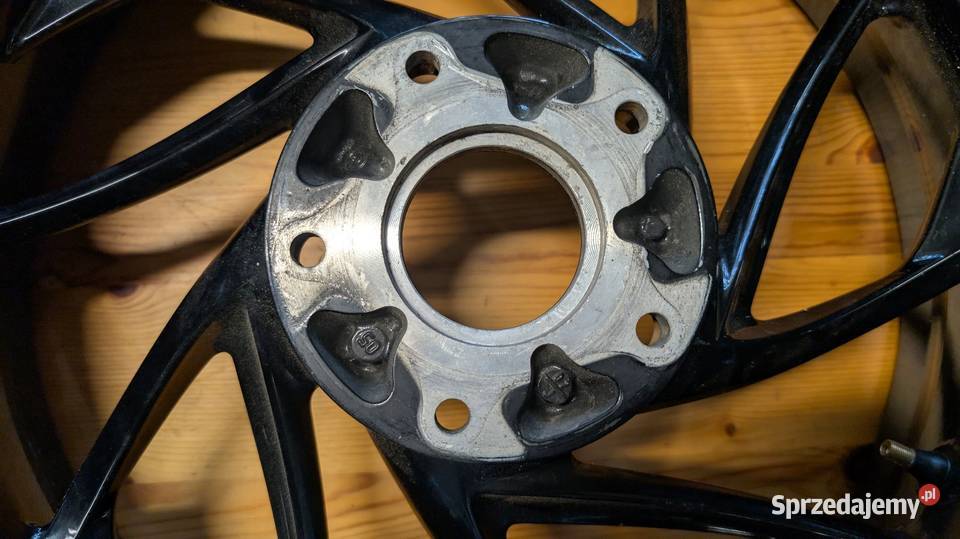 Felga tył tylna BMW R1200S K29 55x17 Turkowice