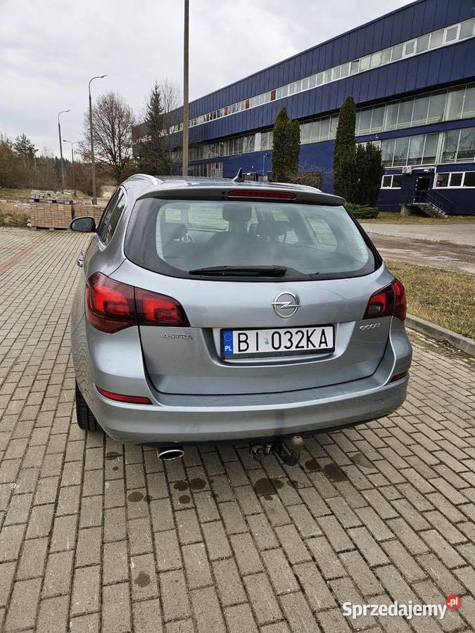 Opel Astra J 20CDTI 165 2011r Combi Manual 6b Białystok sprzedam