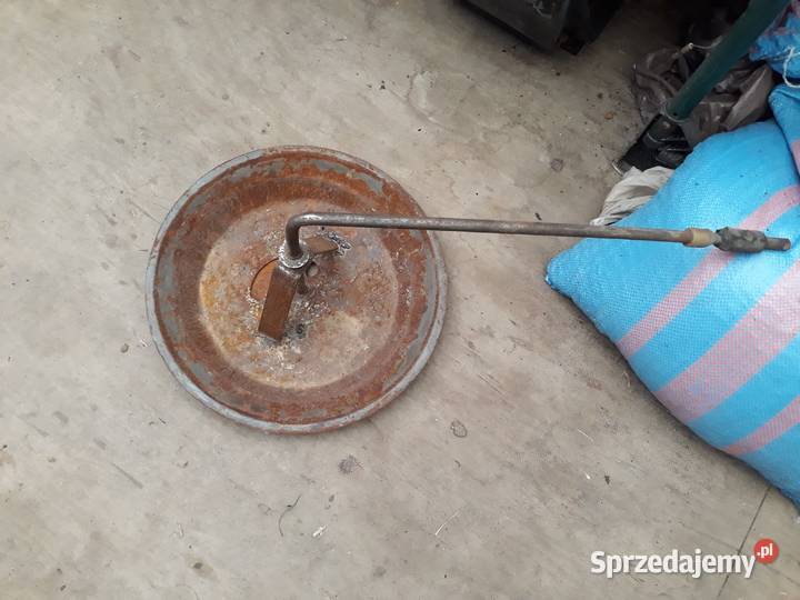 Kosz zasypowy do śrutownika Bąk Bucze