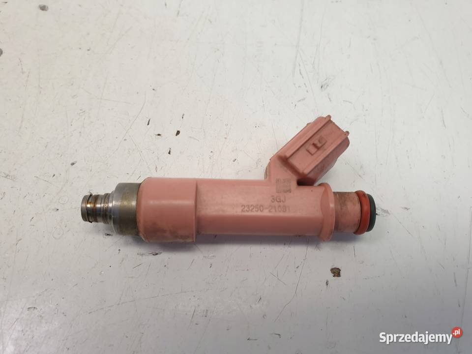 WTRYSKIWACZ Toyota Yaris III 15 HYBRID WTRYSK Chełm