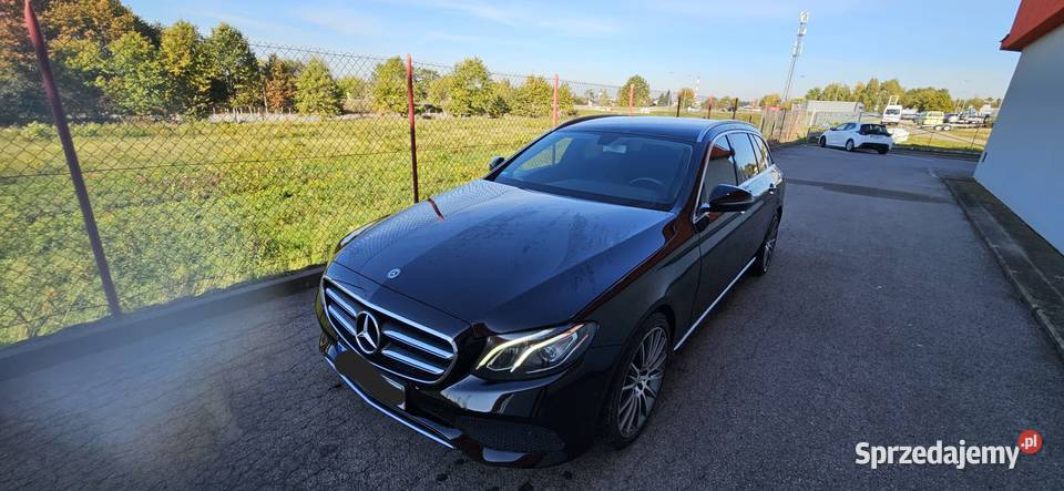 Mercedes Eklasa w213 2017 20d Zamiana Rok produkcji 2017